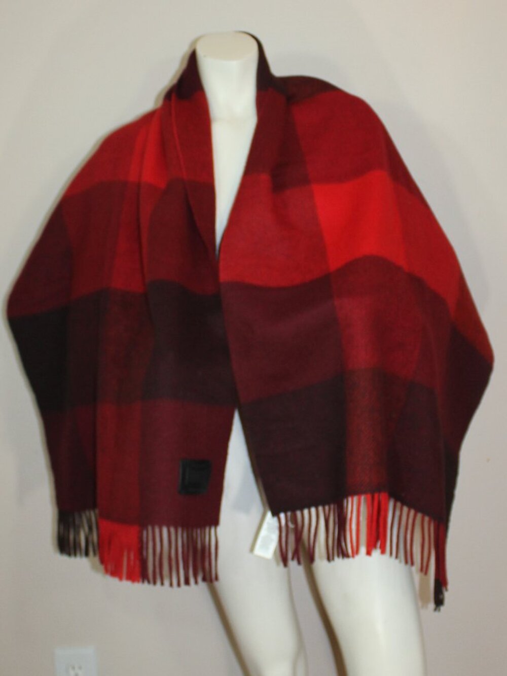 Coach plaid red bordure wraps scarf 99% Wool oversized 25" x 70"